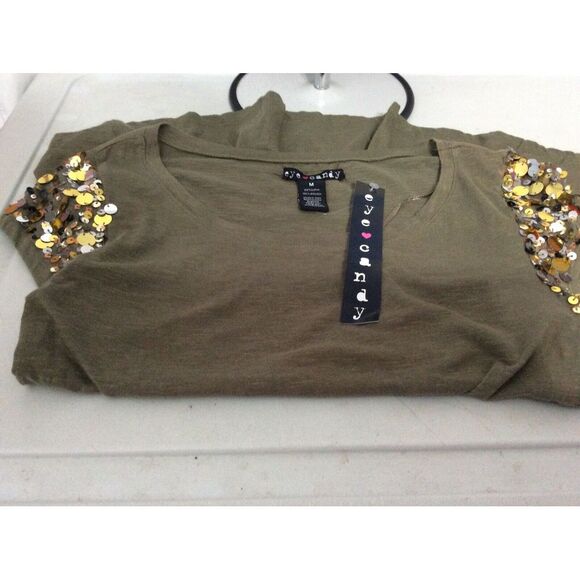 Eye Candy Women’s Size Medium Olive Green Cap Sequined Sleeve Top Scoop Neck Pep - Picture 4 of 7